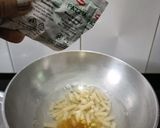 A picture of step 3 of Soupy Penne pasta.