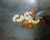 A picture of step 2 of Caramel Kheer.