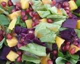 Foto del paso 4 de la receta: Ensalada con granada y mango