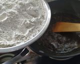 உளுந்தங்களி (ulunthangali Recipe in Tamil) ரெசிபி ஸ்டேப் 5 புகைப்படம்