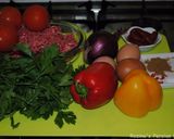 A picture of step 19 of Pizza with minced beef and egg.