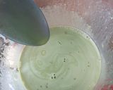 Foto langkah ke 2 dari resep Iced Matcha Tea simple.