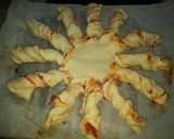 Foto del paso 7 de la receta Estrella de hojaldre con bacon y queso