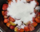 Foto del paso 1 de la receta: Helado de fresas a la crema I