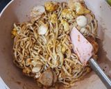 Foto langkah ke 3 dari resep Mie Goreng Pedas (Mie Pipih).
