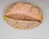 Foto del paso 4 de la receta: Puré de coliflor al ajo negro con pavé de salmón al baño María