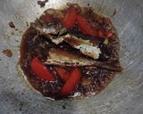 Foto langkah ke 3 dari resep Ikan Asin Masak Asam.