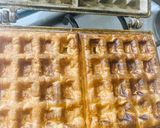 Foto del paso 3 de la receta: 🧇WAFLES🧇 SALADOS (MASA CON FÉCULA DE MANDIOCA)🧇🥚🧇