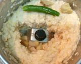 A picture of step 4 of Peas Stuffed Sandwich Pakode with a twist.