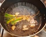รูปขั้นตอนการทำที่ 1 ของ ซุปไก่ฝักเขียว 🥣