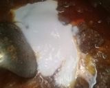 A picture of step 5 of Kaleji Masala with Naan.