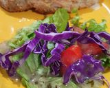 Foto del paso 3 de la receta: 🍴🍗 Pechugas rebozadas con ensalada y aderezos de mostaza 🥗