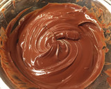 Foto del paso 6 de la receta: Bizcocho de chocolate y ciruelas muy esponjoso