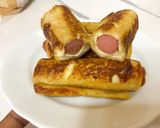 A picture of step 7 of Sausage Bread Roll.