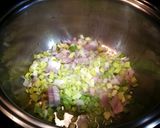 Foto del paso 1 de la receta Habas y guisantes con verduras y arroz - veggie