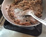 A picture of step 2 of Ragi sheera.