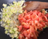 Foto del paso 6 de la receta: Salteado de verduras y longaniza con salsa de sobrasada
