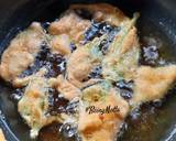 Crispy Palak Fritters recipe step 4 photo