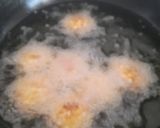 A picture of step 3 of Sabudana vada.