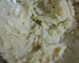 A picture of step 1 of Inside-Out Pav Vada.
