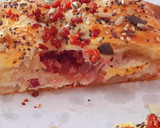 Foto del paso 10 de la receta: Hojaldre con queso de cabra, membrillo, jamón y semillas