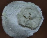 Foto langkah ke 2 dari resep Minced Sausage Chia Seed Soft Sourdough Bread.