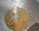 Foto langkah ke 4 dari resep Ikan masak tomat.