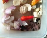 Foto langkah ke 1 dari resep Terong tumis asam sunti.