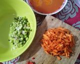 Foto langkah ke 1 dari resep Telur Dadar Sayur Ala 'EK'.