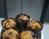Foto langkah ke 6 dari resep Choco Banana Muffin.