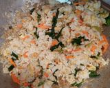 Foto langkah ke 6 dari resep Nasi Goreng Rainbow Sayuran.