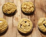 Foto del passaggio 11 della ricetta Pie di farro ripieni di ricotta di bufala e senza uova