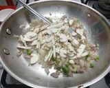 A picture of step 1 of Mushroom paneer sandwich.