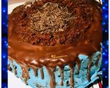 A picture of step 5 of Dark chocolate ocean cake.