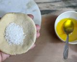 A picture of step 1 of Cheeni (Sugar) ka paratha.