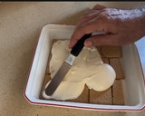Foto del paso 4 de la receta: Tarta de galletas, nata y lima
