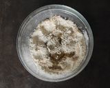 Foto del passaggio 5 della ricetta Galletta di segale e mandorle con carote le sue foglie e ricotta
