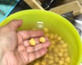 A picture of step 1 of Chana Masala Punjabi Style.