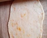 A picture of step 4 of Spicy ring crackers.