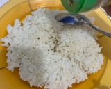 Foto langkah ke 2 dari resep Onigiri Isi Tumis Tuna.