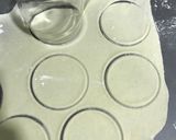 Foto del paso 4 de la receta: Masa para gyozas o dumplings
