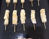 Foto del paso 2 de la receta: Brochetas de salchicha y queso