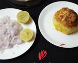 A picture of step 6 of Bun pav bhaji.