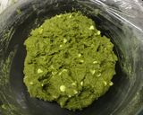 Hình bước làm 1 của món Matcha cookies - Bánh quy trà xanh choco chip