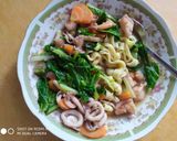 Foto langkah ke 7 dari resep Mie Kuah Seafood.