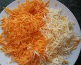 A picture of step 3 of Cheese and Potato Pie.