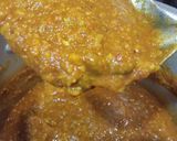 A picture of step 7 of Restaurant Style Paav Bhaaji in cooker.