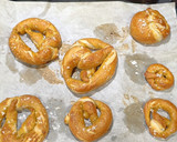 Foto del paso 12 de la receta: Pretzels caseros 🥨