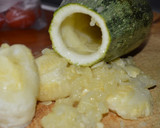 Foto del paso 2 de la receta: Zapallo zucchini relleno (Cuza)