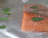 Foto del paso 1 de la receta: Salmón al horno con salsa cremosa de queso azúl